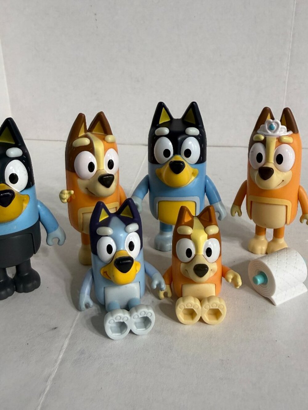 Bluey Figures Lot 6 Pieces Characters - Bluey Bingo Chili Bandit King Queen Etc